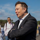 Illustration for article titled Report: Elon Musk Is Kind of a Dick